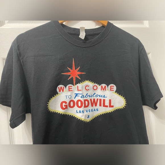 Welcome To Fabulous Goodwill T-Shirt Las Vegas Black Unisex Size Medium - Picture 3 of 7